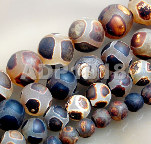 Tibetan Mystical Old Agate Matte Black & Gold Shell Design Round Gemstone Loose Beads on a 15.5